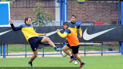 Ensayo de fútbol y equipo confirmado