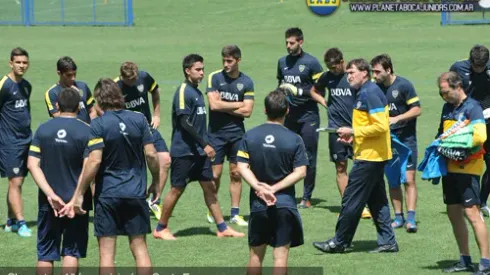 Falcioni concentra a dos juveniles
