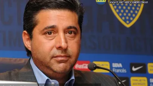 Angelici : “No hay ninguna chance de que Ibarra vuelva a jugar”