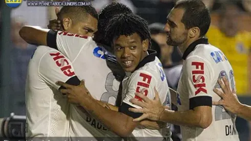 Corinthians será el rival en octavos