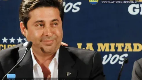 Angelici: “Dos centrales, un lateral y algún delantero”