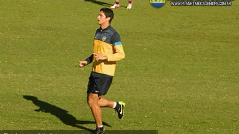 “En Argentina, Burdisso solo jugaría en Boca”