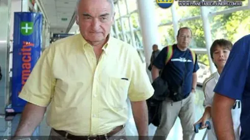 Requejo: “Tenemos 60% de posibilidades por Gago”