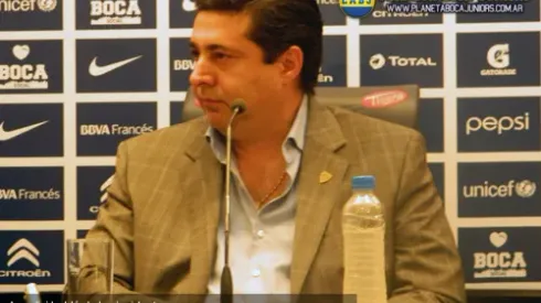 Angelici: “Hay que dejar la hipocresía, esto se resuelve trabajando”