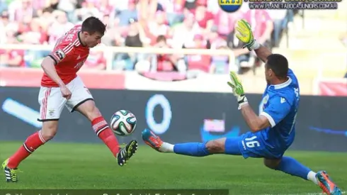 Gaitán festejó en Portugal