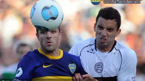 Busca los cincuenta de ventaja