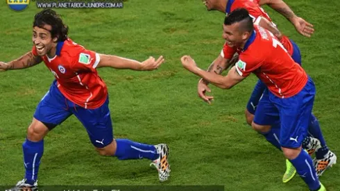 Medel arrancó con el pie derecho