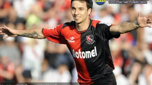 Scocco quiere jugar en Newell’s