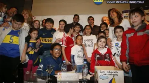 Mano a mano superclásico, por los chicos