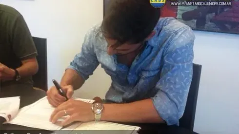 Sara ya firmó su contrato