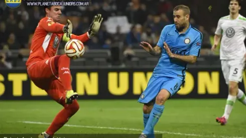 Pese al gol de Palacio, el Inter quedó eliminado