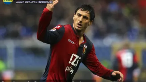 Nicolás Burdisso renovó con Genoa