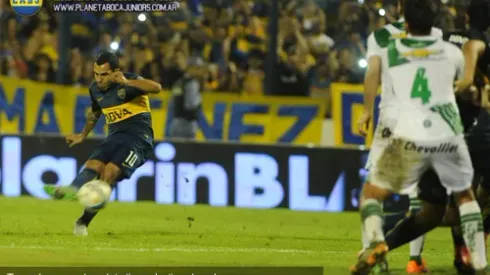 De la derecha de Tevez, Boca está en octavos