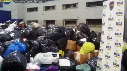 Salieron los primeros camiones y La Bombonera sigue recibiendo donaciones
