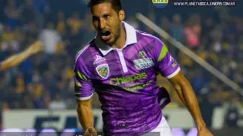 Fuerte cruce entre Insaurralde y el Director Deportivo de Chiapas