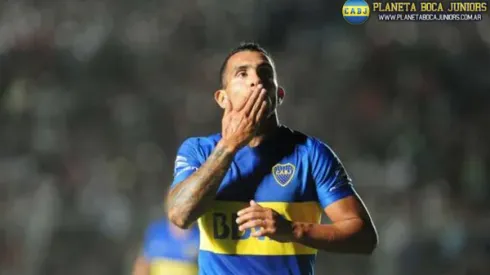 Tevez: “Dentro de la cancha debemos darle el respaldo al Vasco”