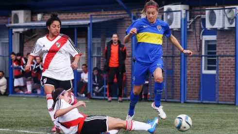Empate que aleja