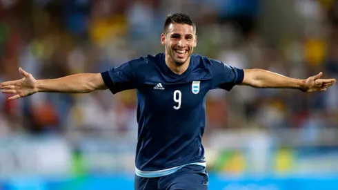 West Ham anunció la contratación de Calleri