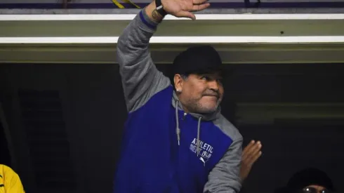 Maradona se convirtió en socio vitalicio de Boca