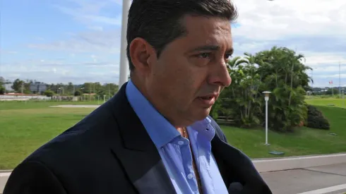 Angelici: “No tendríamos problema en parar el fútbol seis meses”