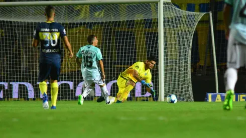 Rossi mete presión