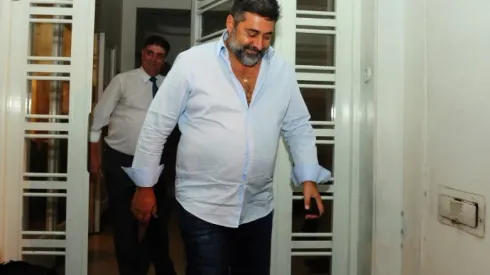 Angelici: “Si no hay fútbol, retiramos la oferta”