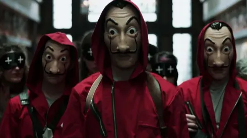 Un actor de La Casa Papel visitó al plantel de Boca