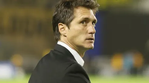 Boca va por un lateral uruguayo