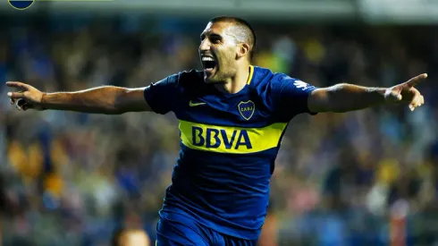 Wanchope sube al avión pero… ¿juega?