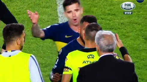El diálogo entre los jugadores y Delfino por Pavón