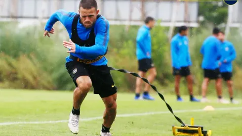 ¿Se complica la vuelta de Nández?