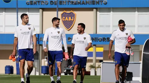 Izquierdoz: “Lo importante es que Tevez está bien de ánimo”