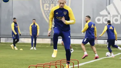 “Briasco puede suplir al 9 que no encuentra Boca”