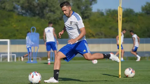 Óscar, a la par: cuándo podría debutar en Boca