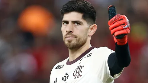 Agustín Rossi fue consultado sobre si atajaría en River.
