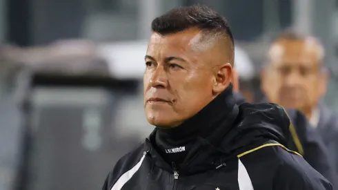 Jorge Almirón está dirigiendo al Colo Colo de Chile.
