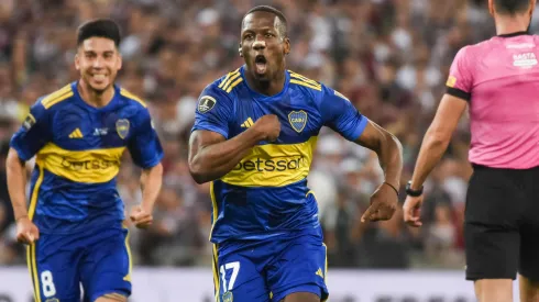 Luis Advíncula recordó su gol ante Fluminense. 
