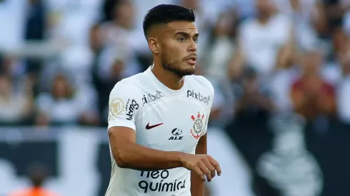 Corinthians no aceptó todavía la oferta de Mineiro por Fausto Vera. 
