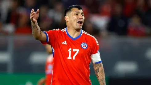 Gary Medel y una picante tuit. 
