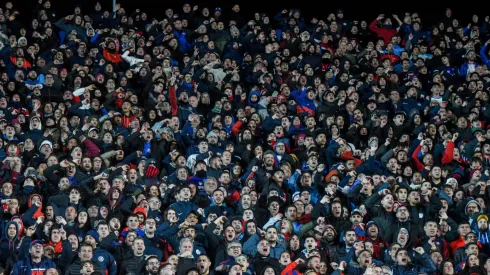 La foto de una hincha de San Lorenzo que indignó a todo Boca.
