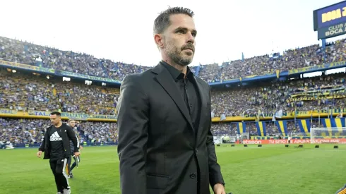 Gago vuelve a meter mano. 
