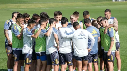 El plantel tuvo una visita especial en el Predio de Ezeiza.
