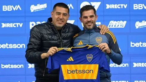 Riquelme busca cerrar dos refuerzos para el cierre del año.
