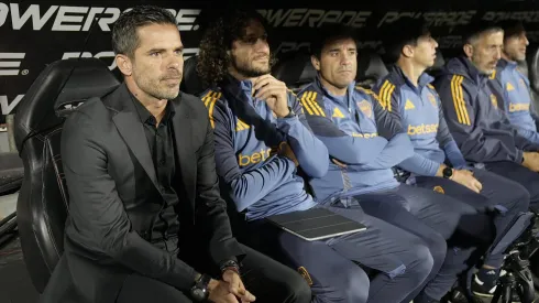 Gago y su cuerpo técnico en Boca
