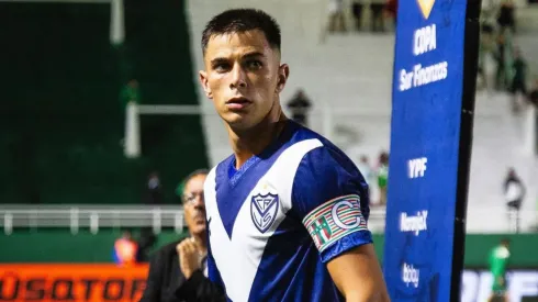 Vélez le puso una cláusula a Valentín Gómez para que no juegue en Boca. 
