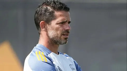 Gago planea el partido ante Argentinos el domingo en La Bombonera.
