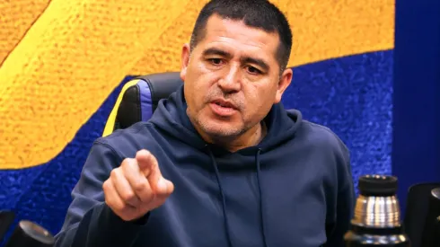 Riquelme piensa en el futuro de Boca.
