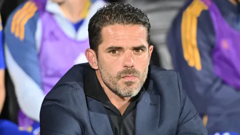 En medio de los rumores de su salida, Gago arma el once para recibir a Rosario Central.
