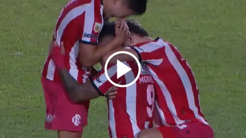 El Toro le dio el empate al Guapo.
