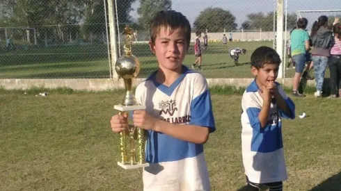 Este niño terminó llegando a Boca y valiendo una fortuna.
